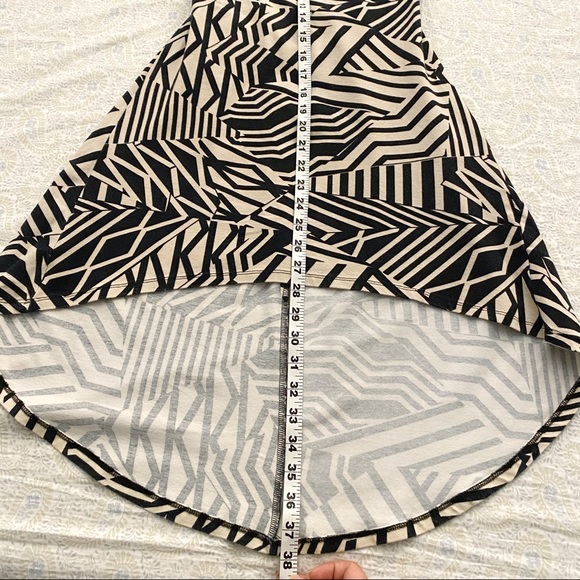 Geometric high low dress - Picture 3 of 5